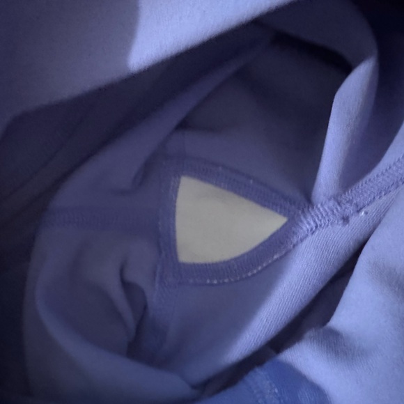 LIKE NEW💜ALO YOGA RARE WORKOUT SET - Picture 9 of 9